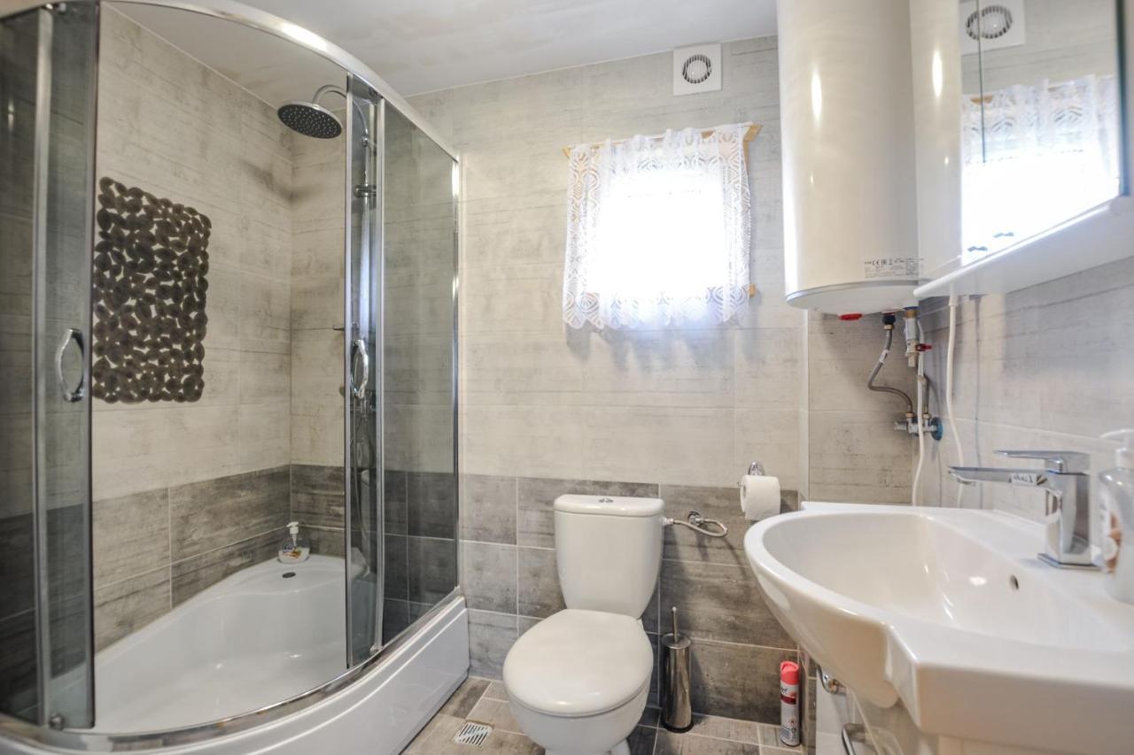Bieszczadzki Zakamarek Villa มิชคอฟเซ ภายนอก รูปภาพ