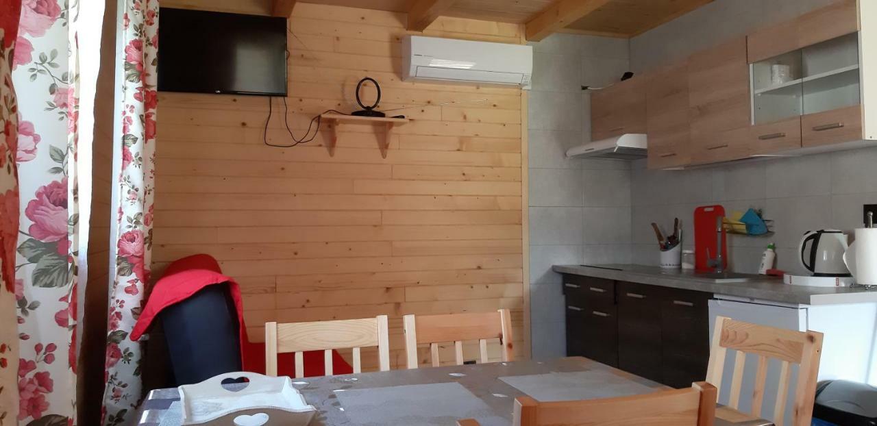 Bieszczadzki Zakamarek Villa มิชคอฟเซ ภายนอก รูปภาพ